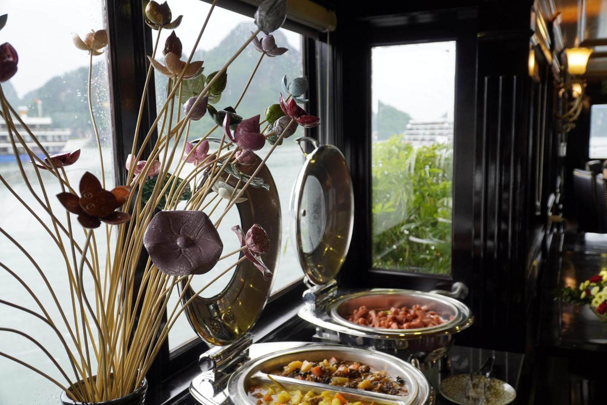 Cozy Boutique Cruise Hotel Dong Khe Sau Exterior foto