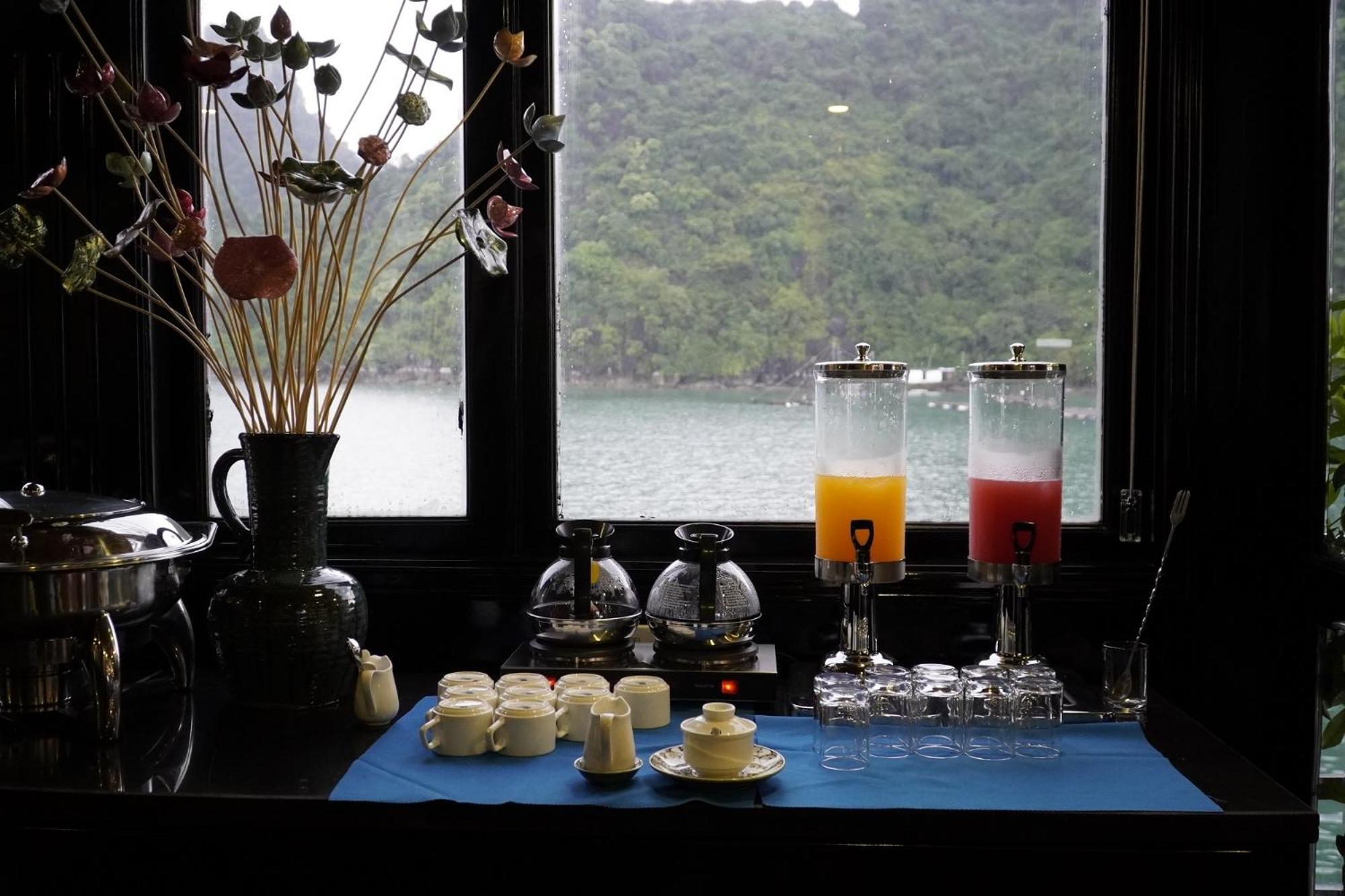 Cozy Boutique Cruise Hotel Dong Khe Sau Exterior foto
