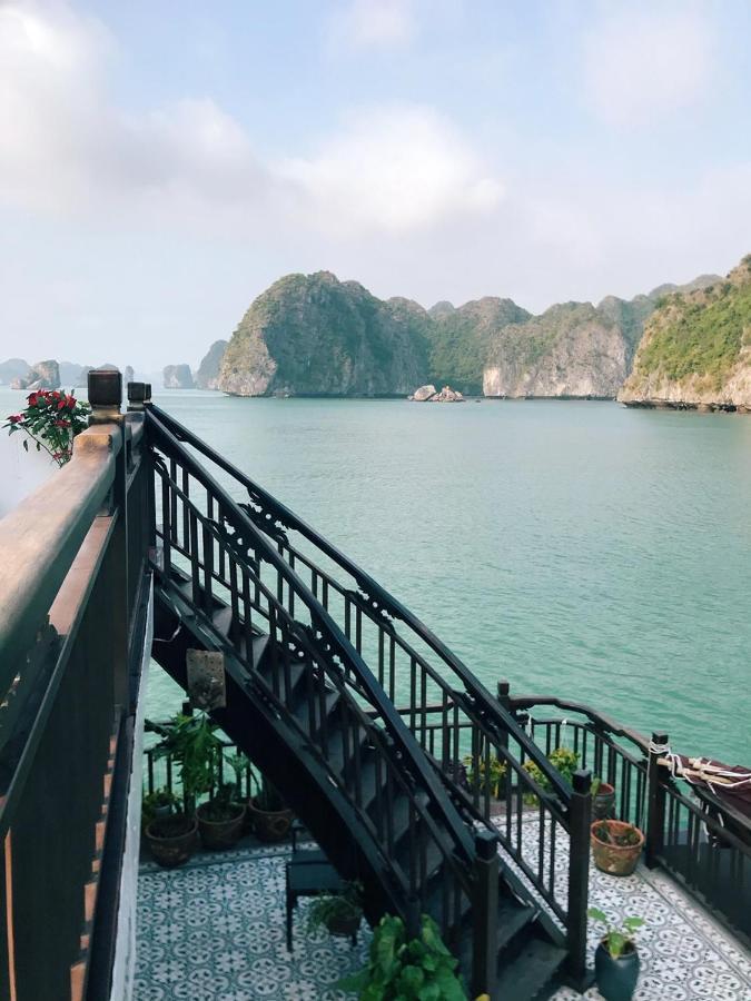 Cozy Boutique Cruise Hotel Dong Khe Sau Exterior foto